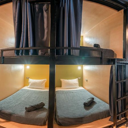 Black Panther Hostel Пхукет Экстерьер фото